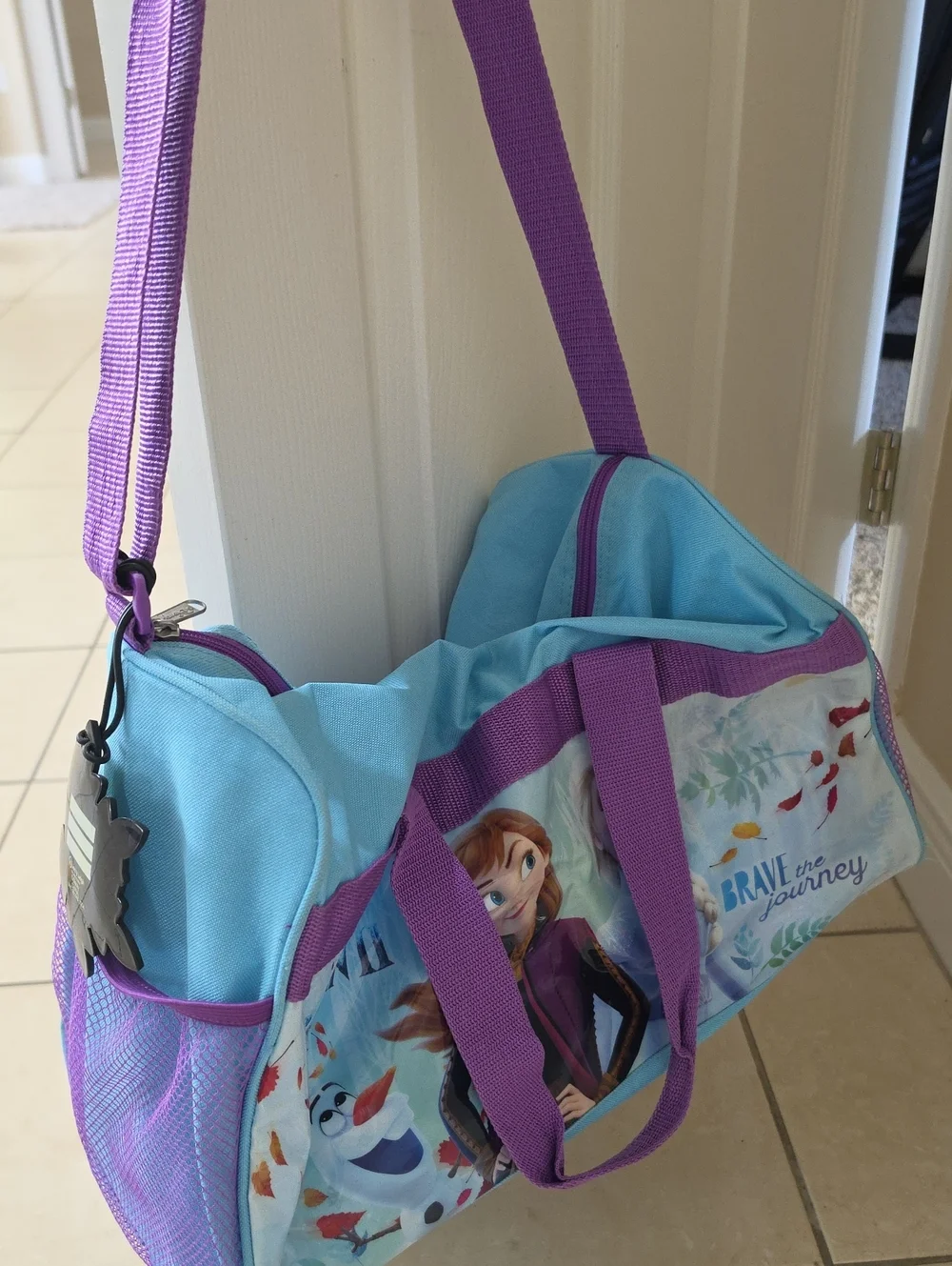 DISNEY FROZEN II Kids Duffel Bag - Elsa, Anna & Olaf!